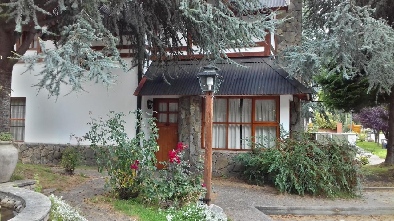Cabanas Luz De Luna San Martín de los Andes Exteriör bild